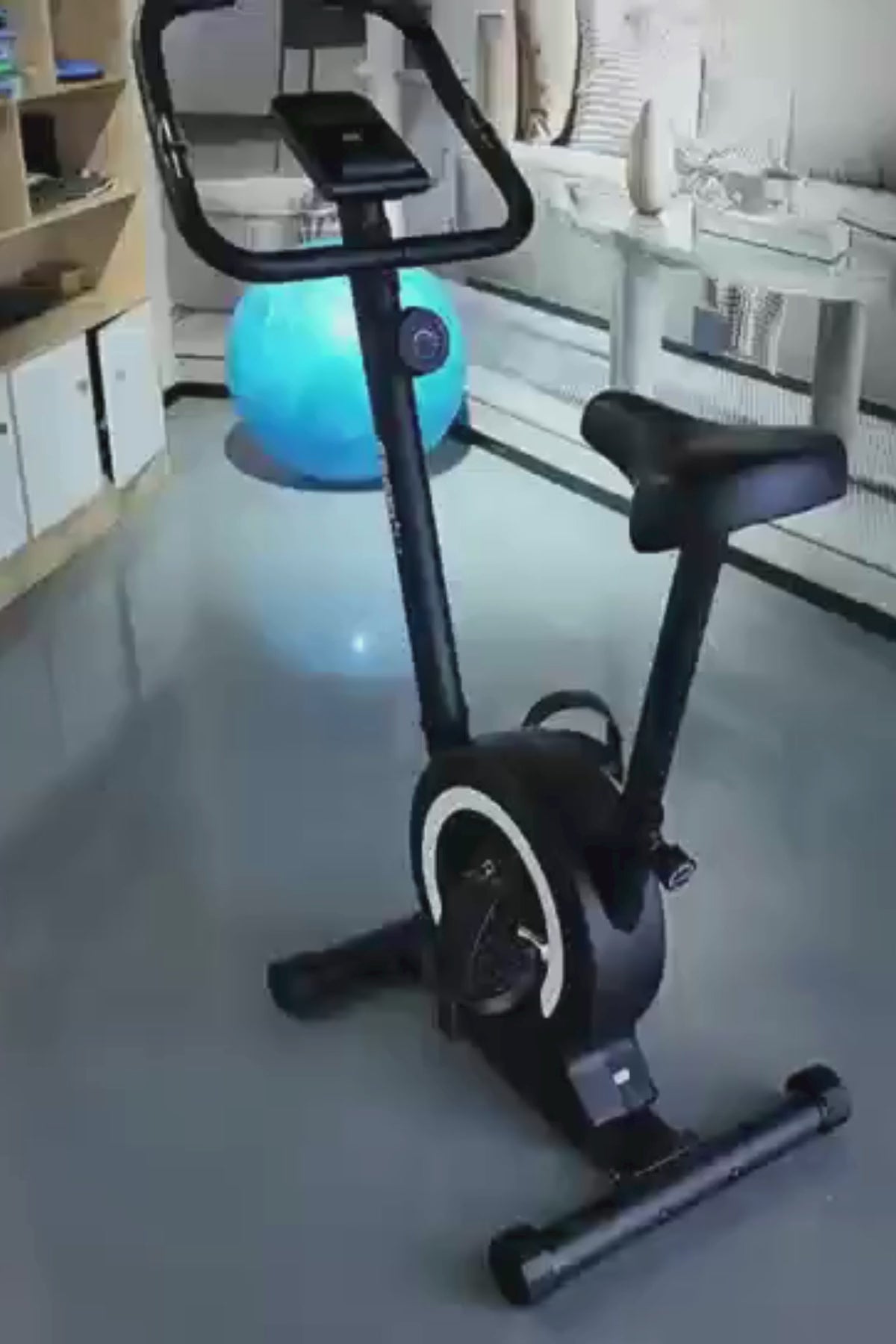 Kondisyon Bisikleti | Ev Tipi Spor Bisikleti, LCD Ekran, Nabız Ölçer, Direnç Ayarlı / FG-100